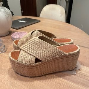 AHOLA REVOLVE PLATFORM SANDALS TAN size 7 / 38